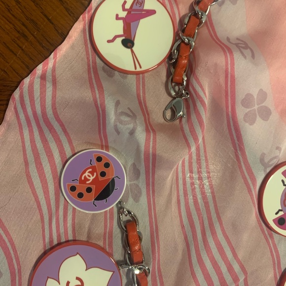 Vintage Authentic Chanel red leather chain belt / necklace rare CC logos! - Picture 9 of 16